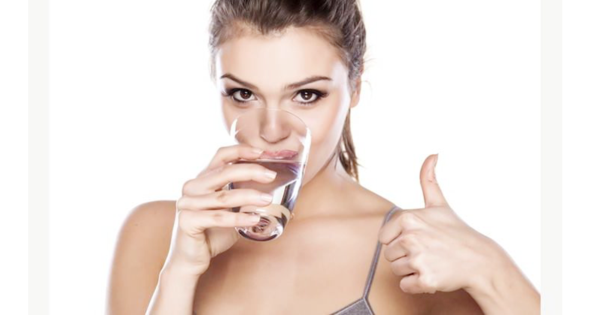 कब्जियतबाट छुटकारा पाउन खाली पेटमा नुनपानी