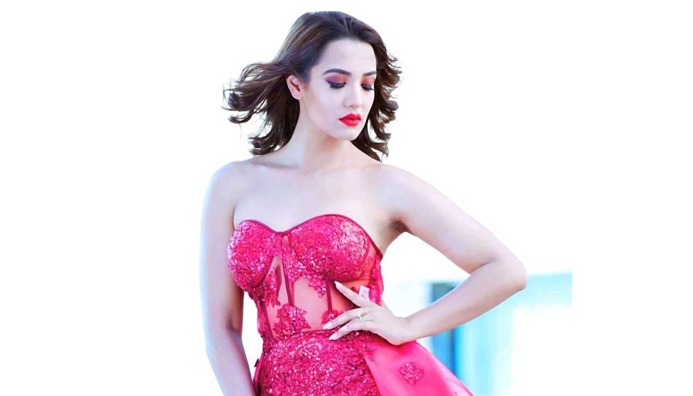 कान्स फिल्म फेस्टिभलमा प्रियंका