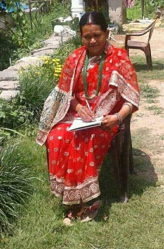 पूर्व सभासद महा नेपालीलाई पत्नी शोक