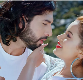 सुशिल र रुविना जब रोमान्टिक बने…