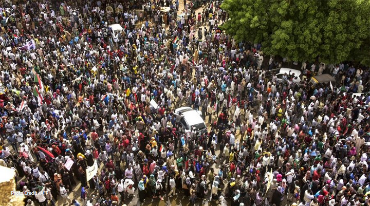 सैन्य शासनविरुद्ध सुडानमा प्रदर्शन, ७ को मृत्यु