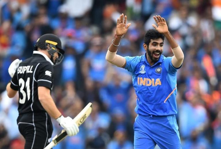 भारतले उत्कृस्ट बलिङ्ग गर्दा न्युजिल्याण्ड दबाबमा, वर्षा बन्यो बाधा