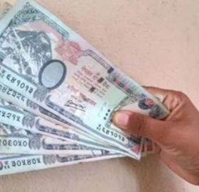 ७४ हजार घुससहित खरिदार पक्राउ