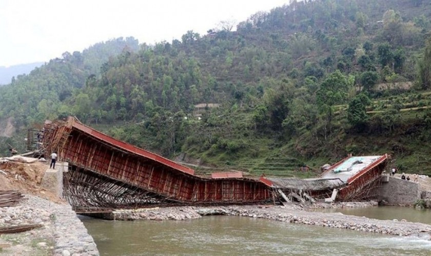 उपभोक्ता समितिमा आफन्त, विकासे बजेटमा जनप्रतिनिधिको रजाइँ