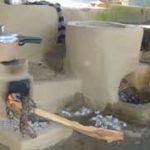 १ सय ५ परिवारलाई धुवारहित चुलो बितरण