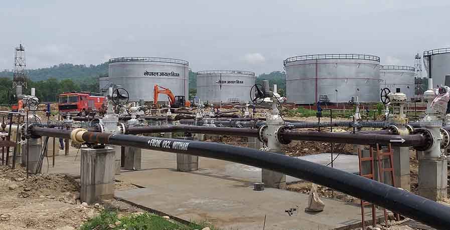 पाइपबाट खस्यो  ३१ लाख लिटर डिजेल