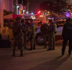 बारमा अन्धाधुन्ध गोलिप्रहार हुँदा २३ जनाको मृत्यु