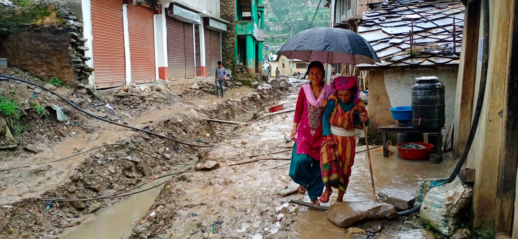 सदरमुकाम मार्तडी बजार सडकको दुरा अवस्था ( फोटो फिचर)