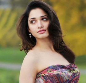 भारतीय अभिनेत्री तमन्ना भाटियाकी आमा ज्वाइँको खोजीमा