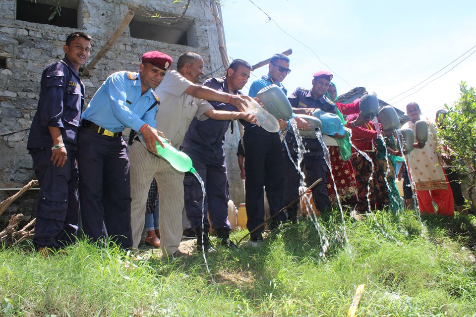 २ हजार लिटर घरेलु मदिरा नष्ट