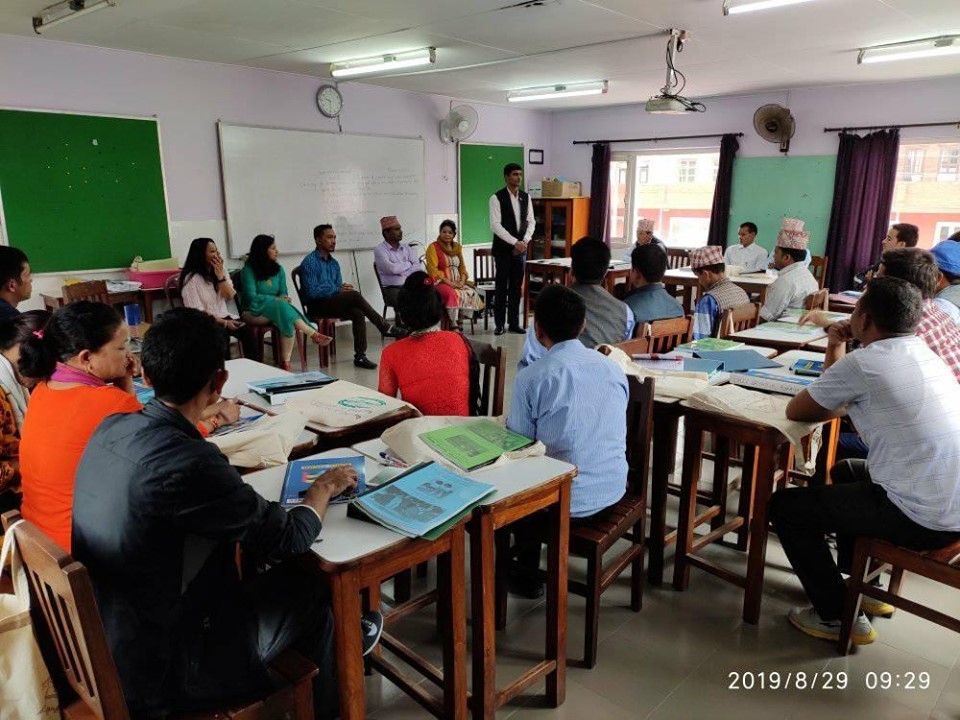 शैक्षिक गुणस्तर सुधार्न शिक्षकलाई तालिम