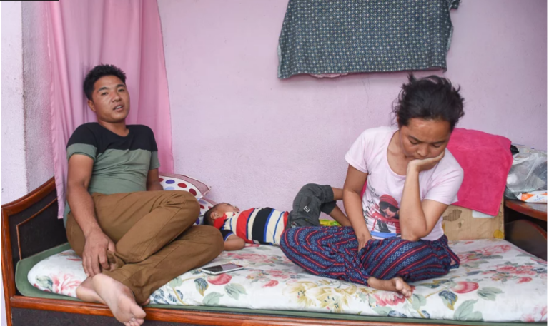 गरीबलाई उपचार गर्नुभन्दा मर्न सजिलो