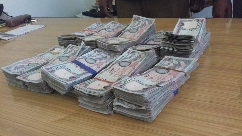 कामदारलाई डिपोजिट गर्न पठाएको १६ लाख लुटियो भन्दै आफ्नै कोठामा लुकाएपछि …