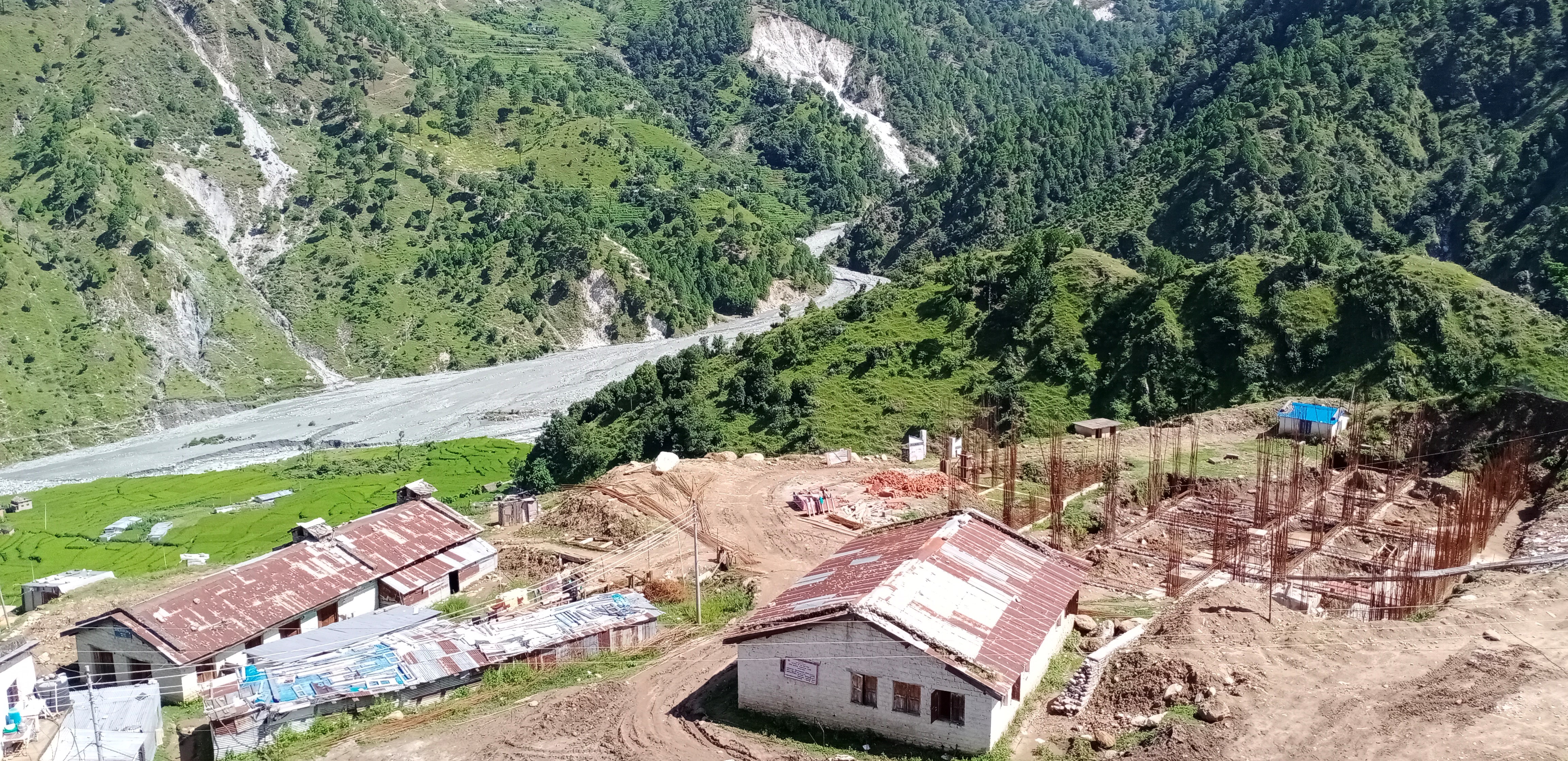 पानि चुहिने कोठामा बिरामीको उपचार