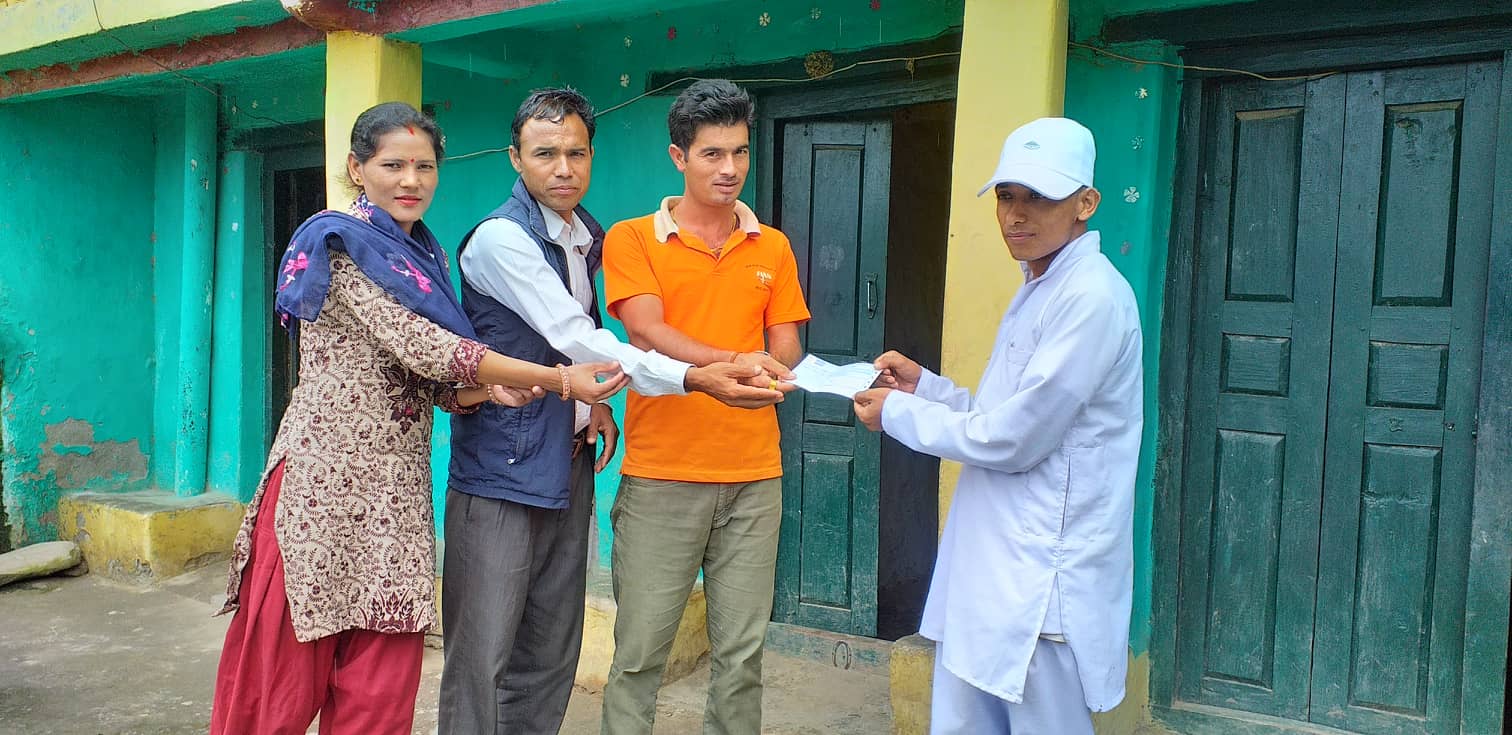 नेपाल पत्रकार महासंघ जिल्ला शाखा बाजुराले पत्रकार प्रमित विकलाई क्रिया खर्च प्रदान