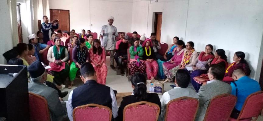 छाउपडि प्रथा बारे छलफलमा सासंसदको टोली बाजुरा