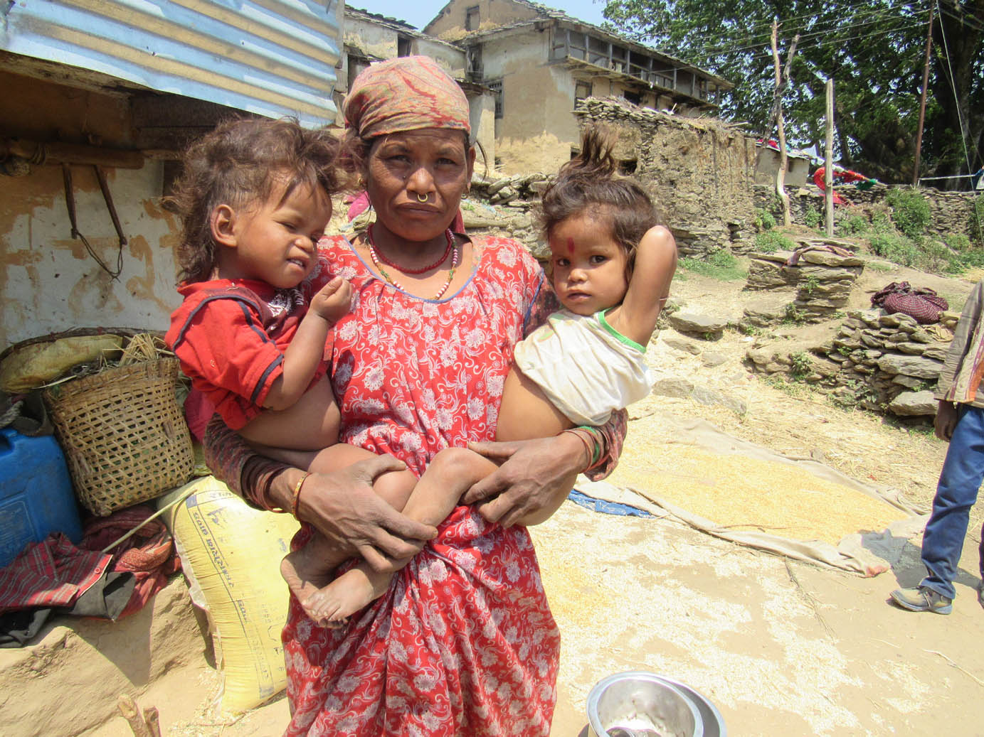 कुपोषणको चपेटामा बाजुराका बालबालिका