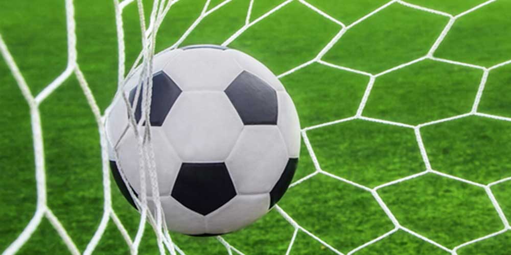 लिभरपुल अपराजित, लेस्टर दोस्रो स्थानमा उक्लियो