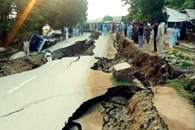 पाकिस्तानमा भूकम्प : २२ जनाको मृत्यु, घाइतेको संख्या ३०० नाघ्यो