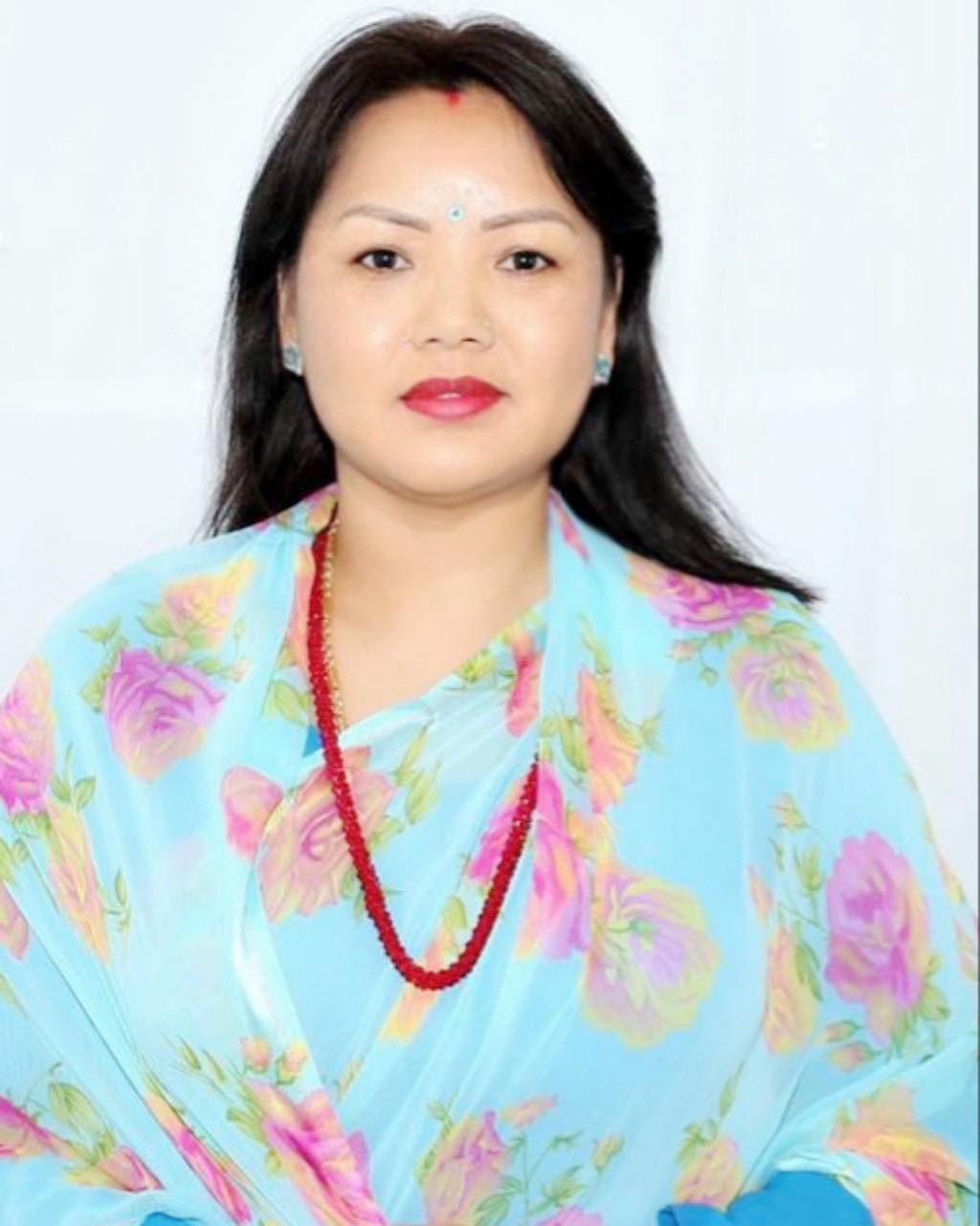 मलाई भोट हालेर जिताउनुस्, तपाईँको मत खेर जान दिनेछैनः पुनम गुरुङ