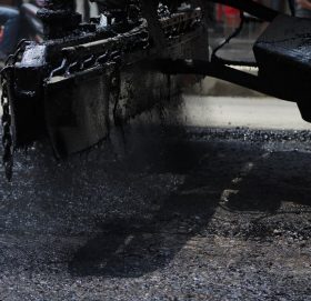 ३९ वटै सडकको कालोपत्रे काम नलाग्ने, प्राविधिक आफैं ठेकेदार !