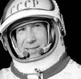 पहिलो पटक अन्तरिक्षमा हिँडेर इतिहास रच्ने लियोनोवको निधन