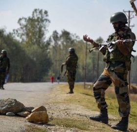 भारत र पाकिस्तानबिच सीमा क्षेत्रमा भिडन्त, कम्तिमा १५ जनाको मृत्यु