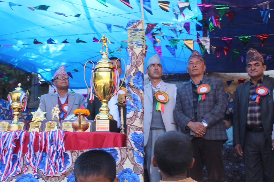 प्रथम मेयरकपमा कर्मचारीले जिते भाले बाजी