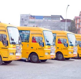 १ महिना बन्द हुँदा पनि शुल्क असुलेर अभिभावकको ढाड सेक्दै निजी शिक्षण संस्था