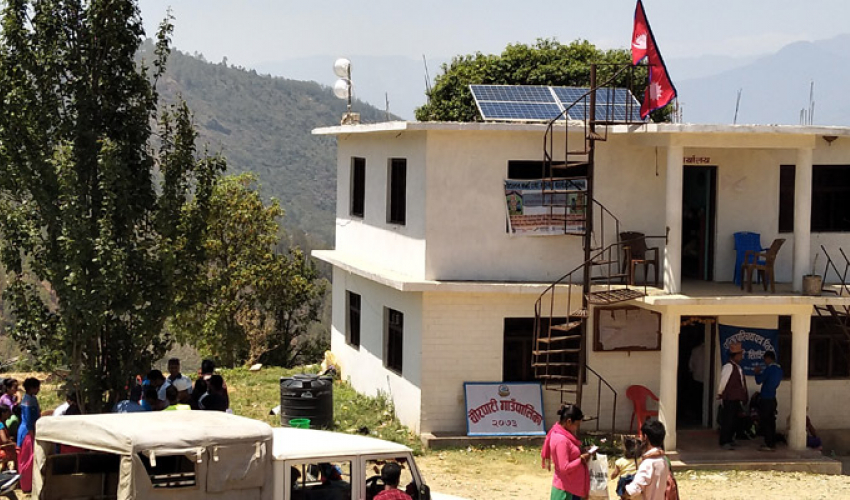 अछाममा विद्यालय भवनको टेन्डरलाई लिएर विवाद