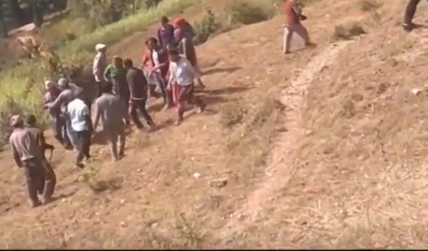 बैतडीमा स्थानीयमाथि डोजर मार्फत आक्रमण गर्ने चालक पक्राउ