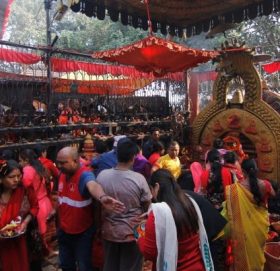 आज महाँअष्टमी: महाकाली, महालक्ष्मी र महासरस्वतीको पूजाआजा गरिँदै,