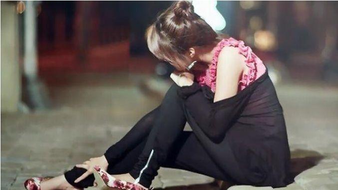 लघुकथा: मध्यरातमा एकल युवती