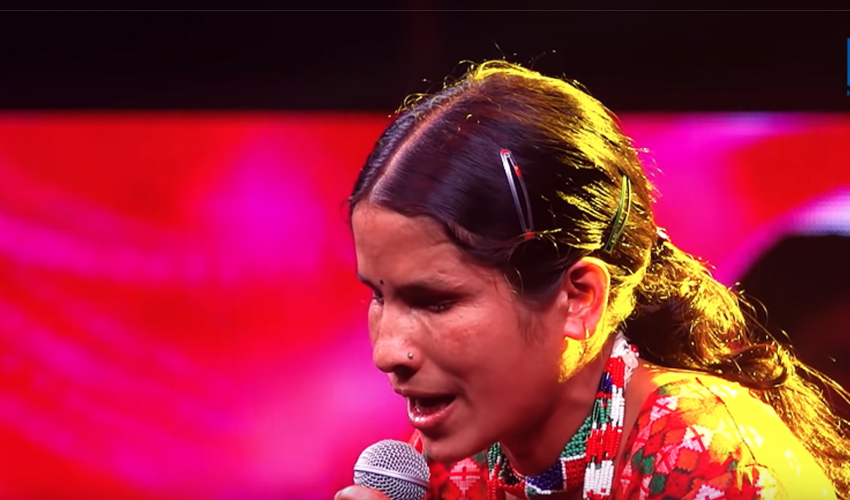 ‘भ्वाइस अफ नेपाल’ बाट बाहिरिन अछामकी झुप्री भण्डारी