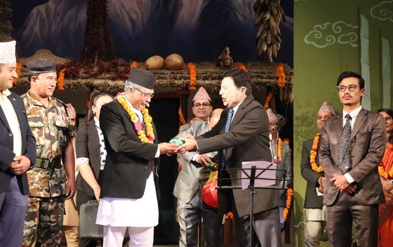 प्रज्ञा भवन कमलादीमा ‘सी जिनपिङ’ ले ‘प्रधानमन्त्री ओली’लाई रेल दिएपछि…