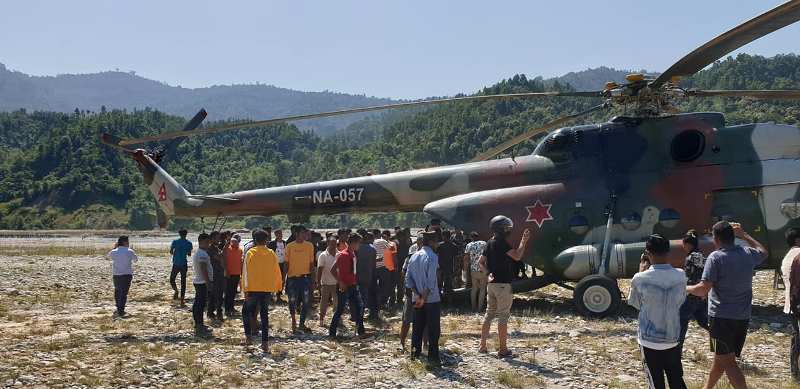 सिन्धुपाल्चोक दुर्घटना अपडेट : उद्धारका लागि मन्त्री हेलिकोप्टर लिएर घटनास्थल पुगे