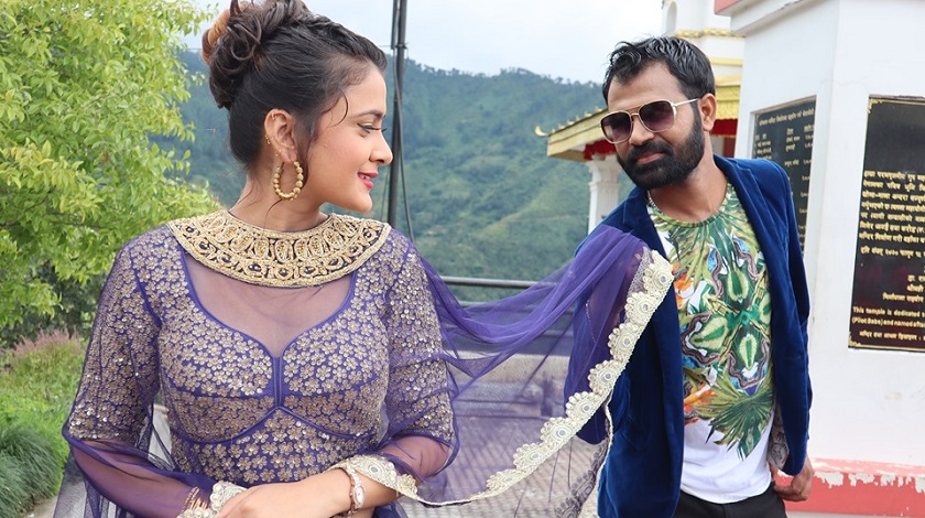 सुनितामी र पूर्ण परियारको ‘पानको पातमा काट भन्छे दारी’ सार्वजनिक