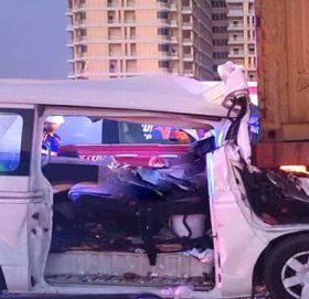 दुबई बाट आयो सबै नेपालीको मन रुवा उने खबर : बस दुर्घ टनामा परि ६ जना नेपालीको मृ त्यु