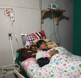 डा. केसी बेड नम्बर १६ मा भर्ना, शरिरमा पानीको कमी भएपछि सलाइन चढाइयो