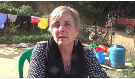 टिम अस्पतालका सञ्चालक डा. सिमनकी छोरीले ठाडी भाका गाउँदा (भिडियो)