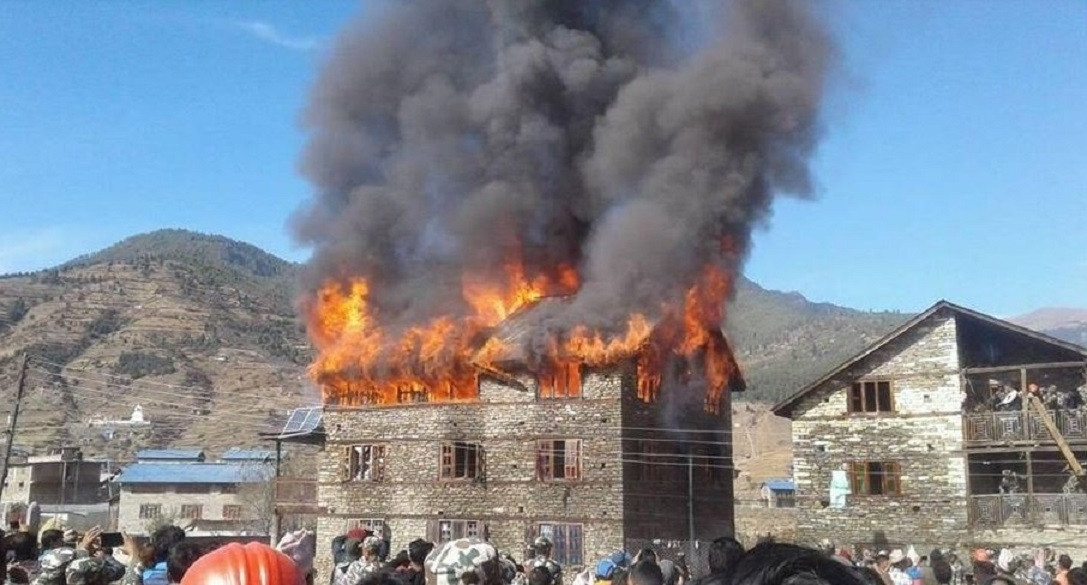 कारखानामा आगलागी,कम्तीमा ४० जनाको मृत्यु