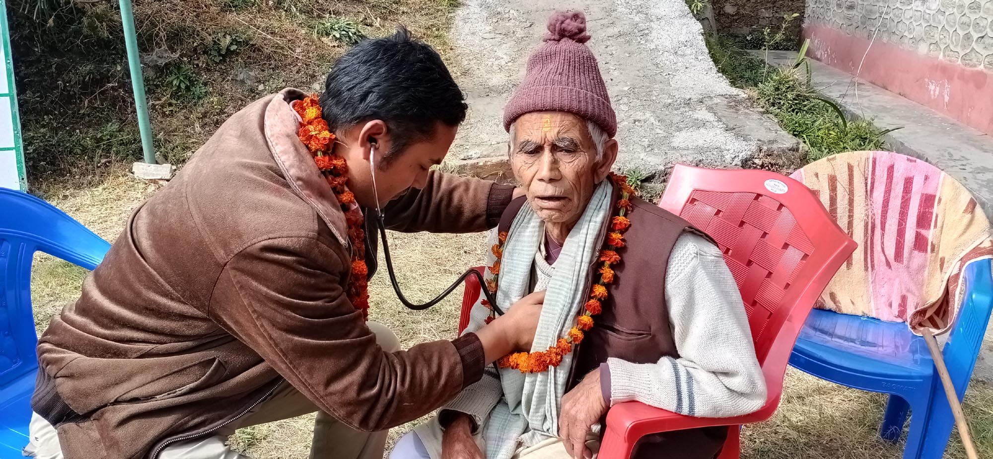 बुढिगंगा नगरपालिकाले शुरु गरयो गाँउमै बृद्धबृद्धा र असाहयलाई बिशेषज्ञ सेवा