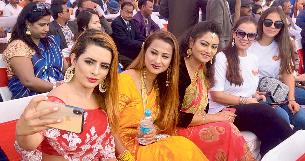 कलाकारले छपक्‍कै वीरगन्ज