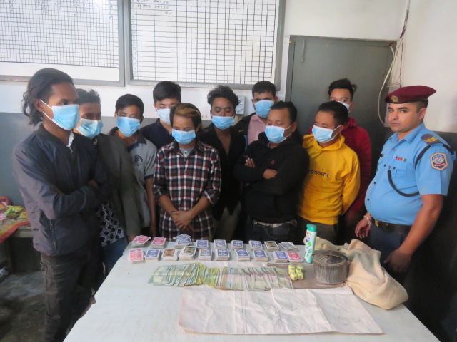 ८४ हजार नगद सहीत १० जुवाडे पक्राउ