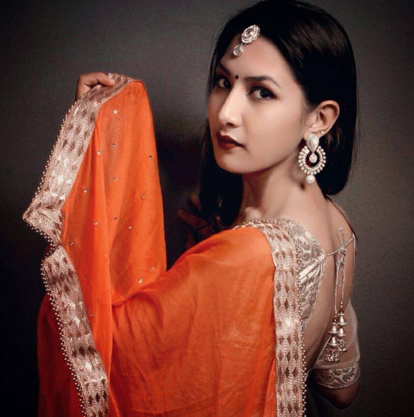 रवि लामिछानेसँग डेट जान चाहान्छु – अभिनेत्री कुशुम राउत