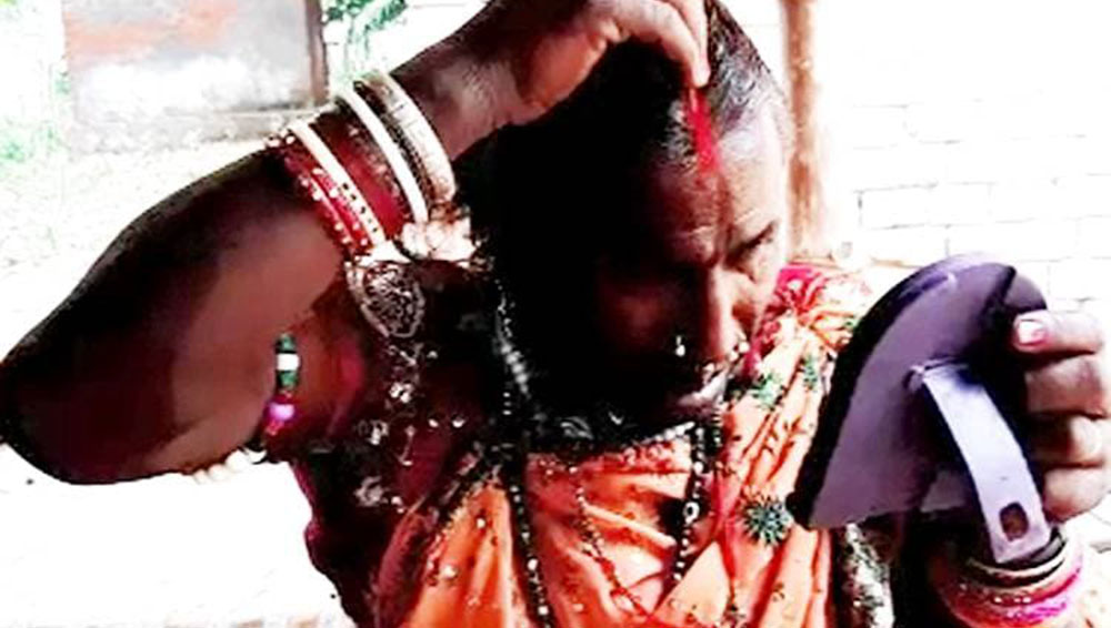 ६६ वर्षीय पुरुष २७ वर्षदेखि दुलहीको भेषमा !