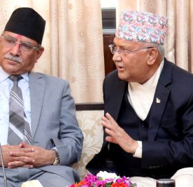 यसरी टुंगियो ओली र प्रचण्डको ‘पावर डिल’