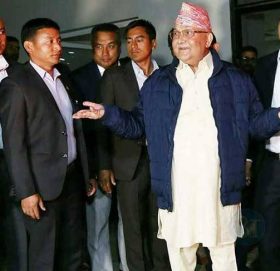 प्रधानमन्त्री ओली डायलासिसका लागि ग्रान्डीमा