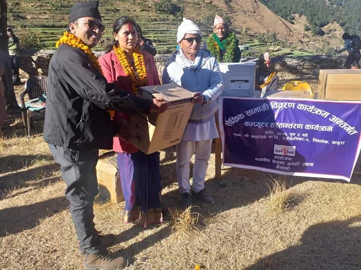 जाल्पा माविलाई पाँच कम्प्युटर र १ प्रिन्टर हस्तान्तरण