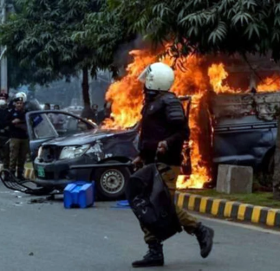 वकिल कुटिएको विरोधमा अस्पतालमा तोडफोड, तीन बिरामीको मृत्यु